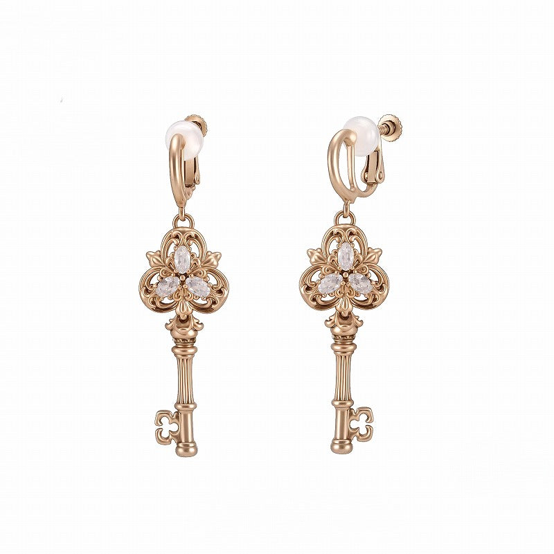 Love Lock Core Earrings 01