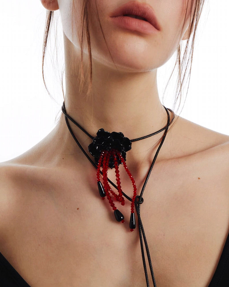 Manju Sahua Flower Tassel Necklace 02