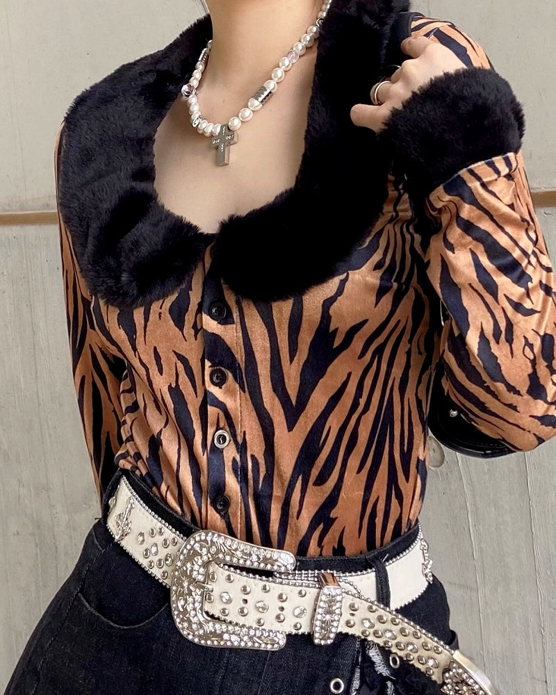 Pearl Cross Necklace 01