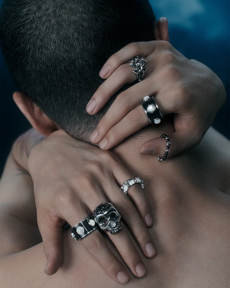 Deep Sea Echo Skull Ring