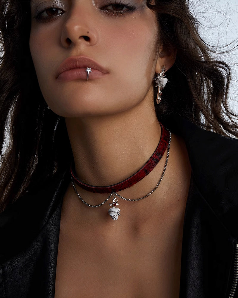 Tooth Blade Sin Dark Red Choker