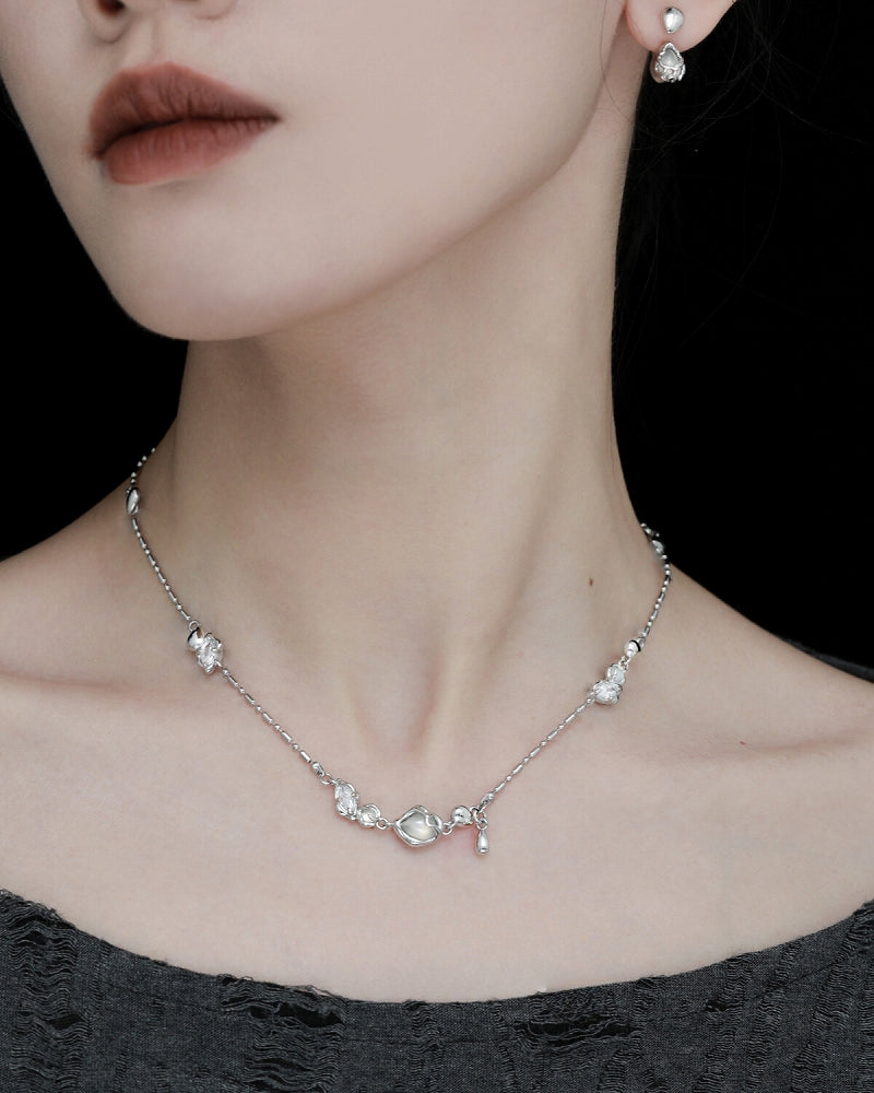 Water Drop White Agate Earrings