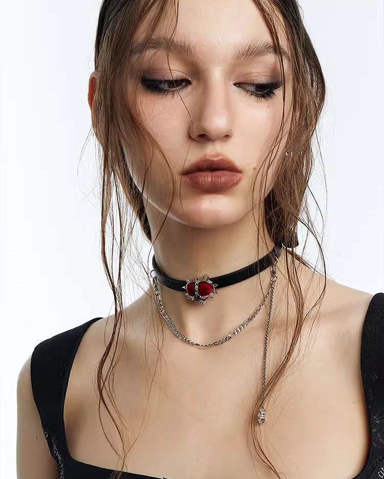 Evil Girl Crazy Flower Heart Choker