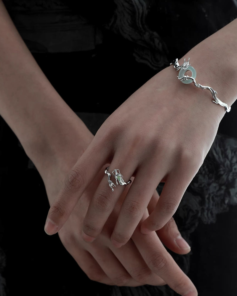 Wandering Dragon Ring