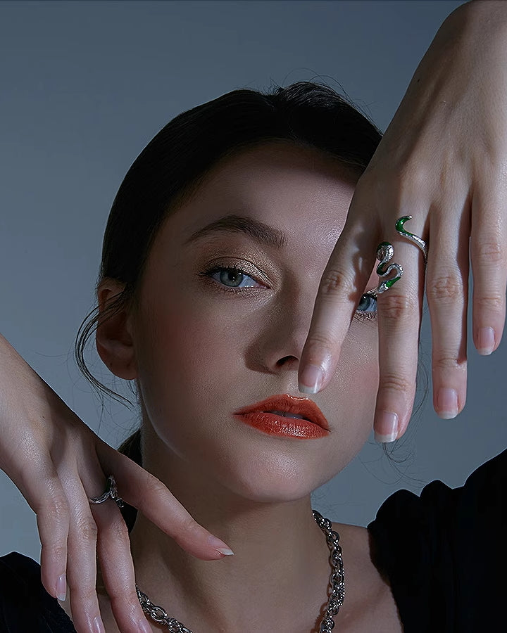 Snake Garden Pearl Ring