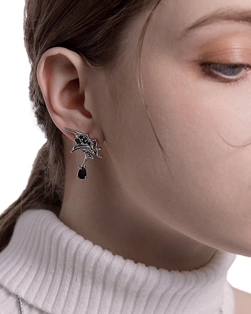 Basic Wing Earrings