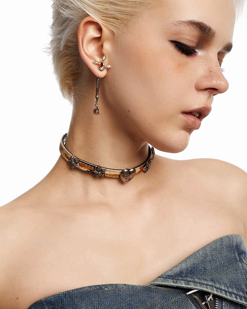 Dune Wasteland Love Star Choker
