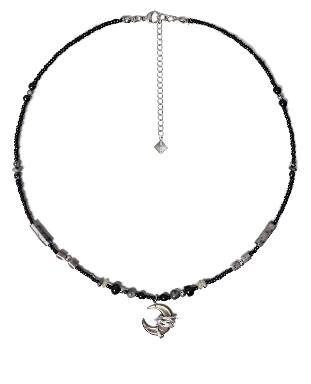 Dark Moon Necklace01