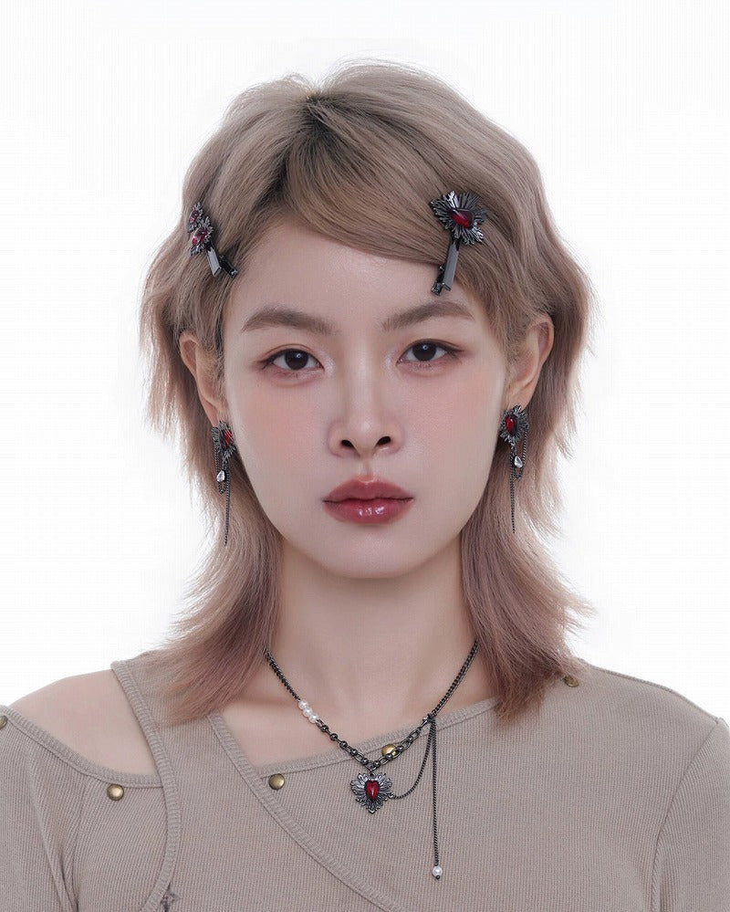 Dark Thorn Heart Hair Clip