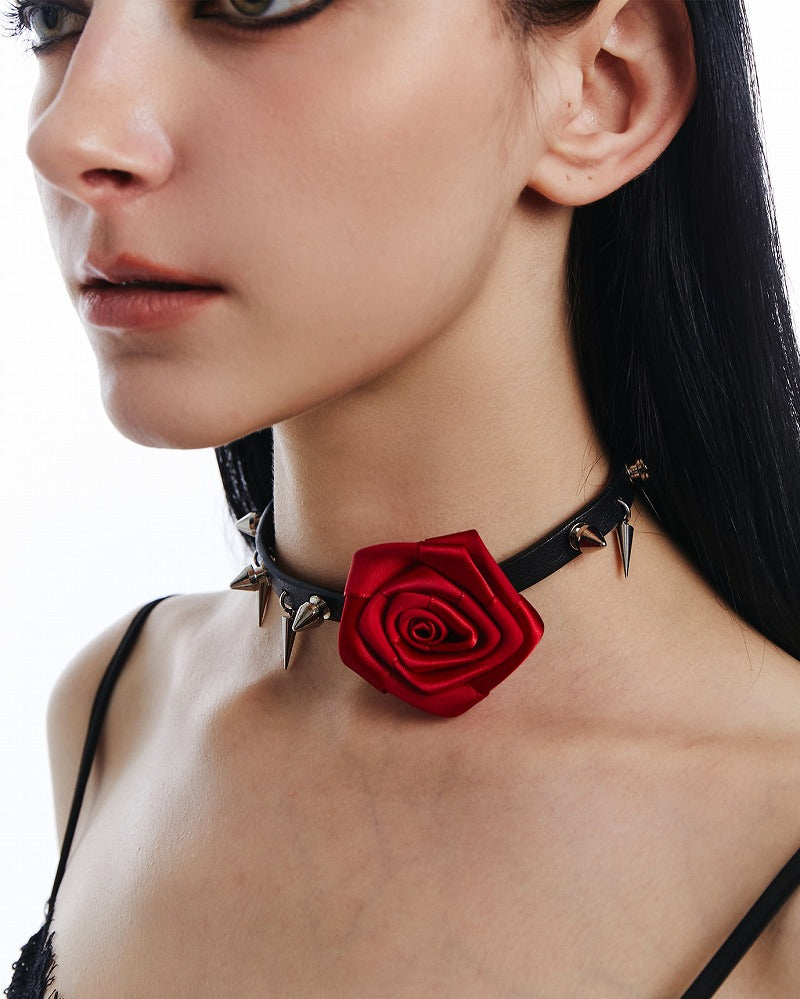 Thorn Rose Red Choker