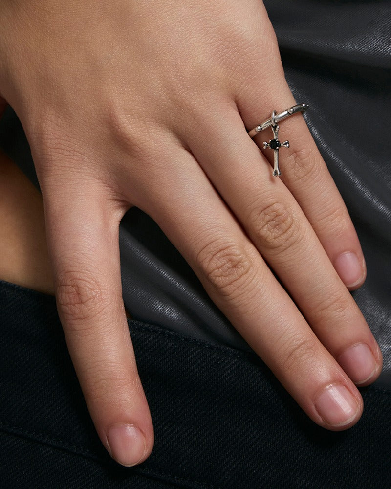 Mini Punk Cross Tail Open Ring