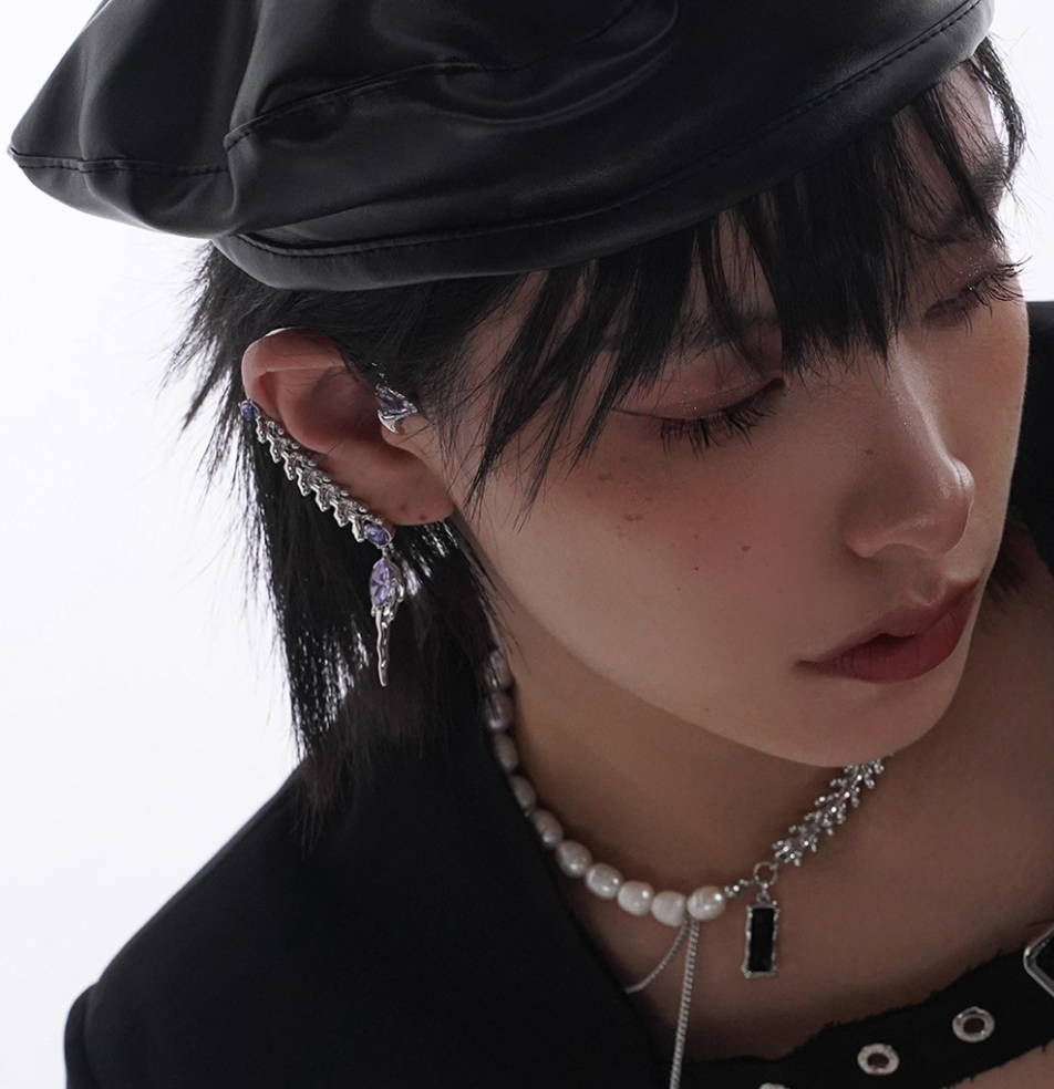 (Ex Display) Ghost Bone Joint Cuff