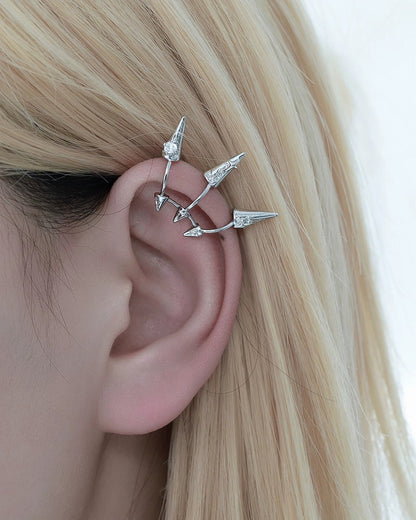 Basic Rivet Star Cuff 02