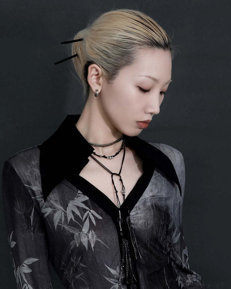 Monologue Earrings 01