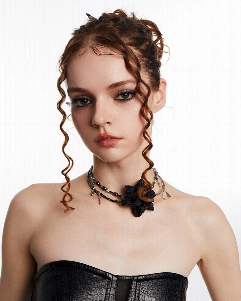 Black and White Flower Necklace