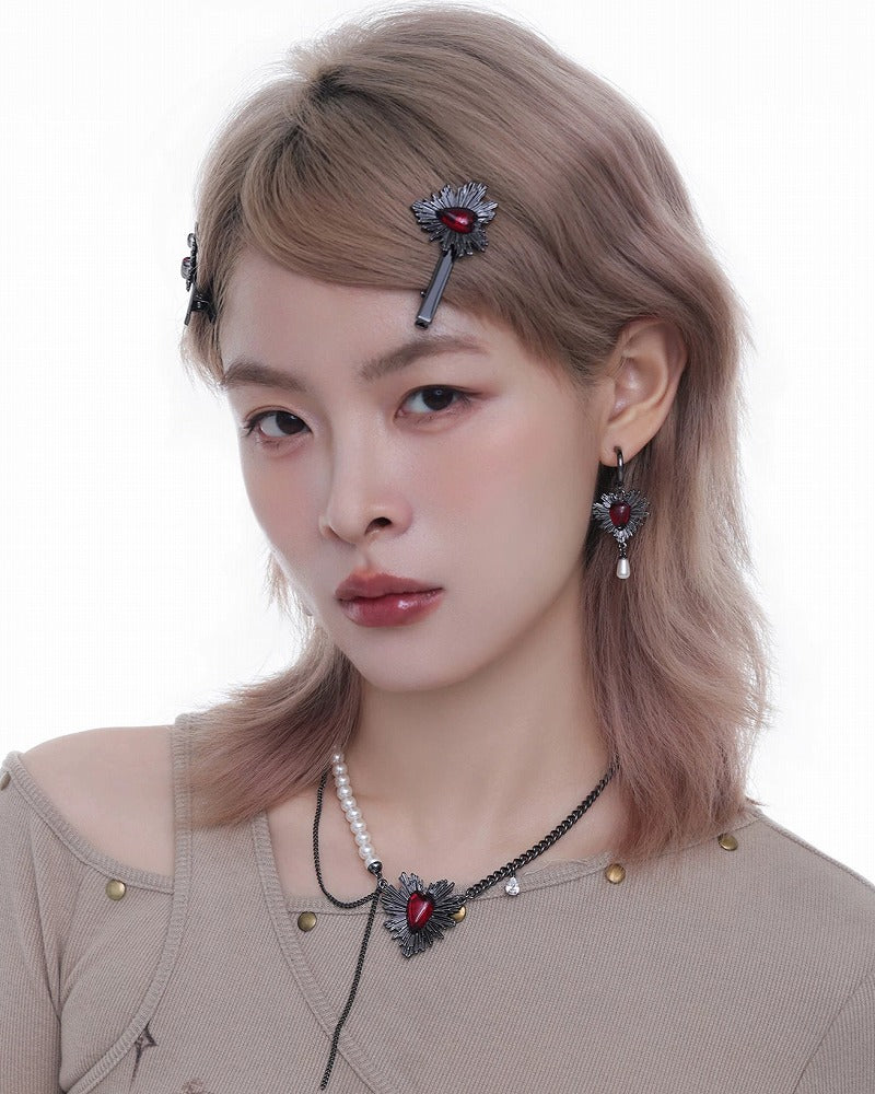 Dark Thorn Heart Necklace
