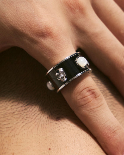 Deep Sea Echo Skull Ring