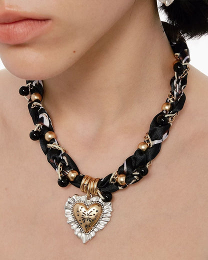 Fireworks Heart Necklace 01