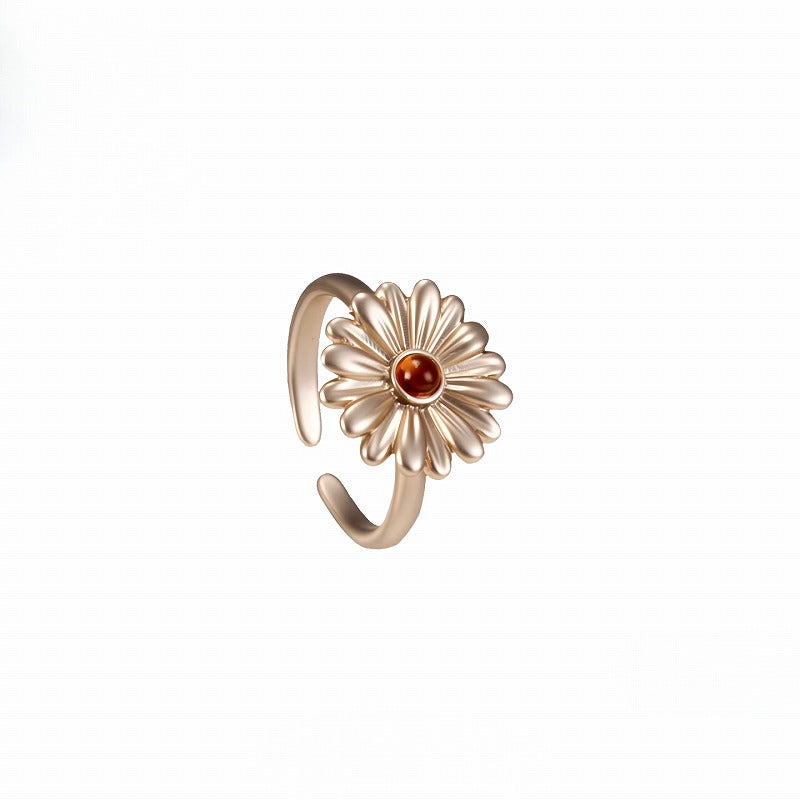 Daisy In the Heart Open Ring