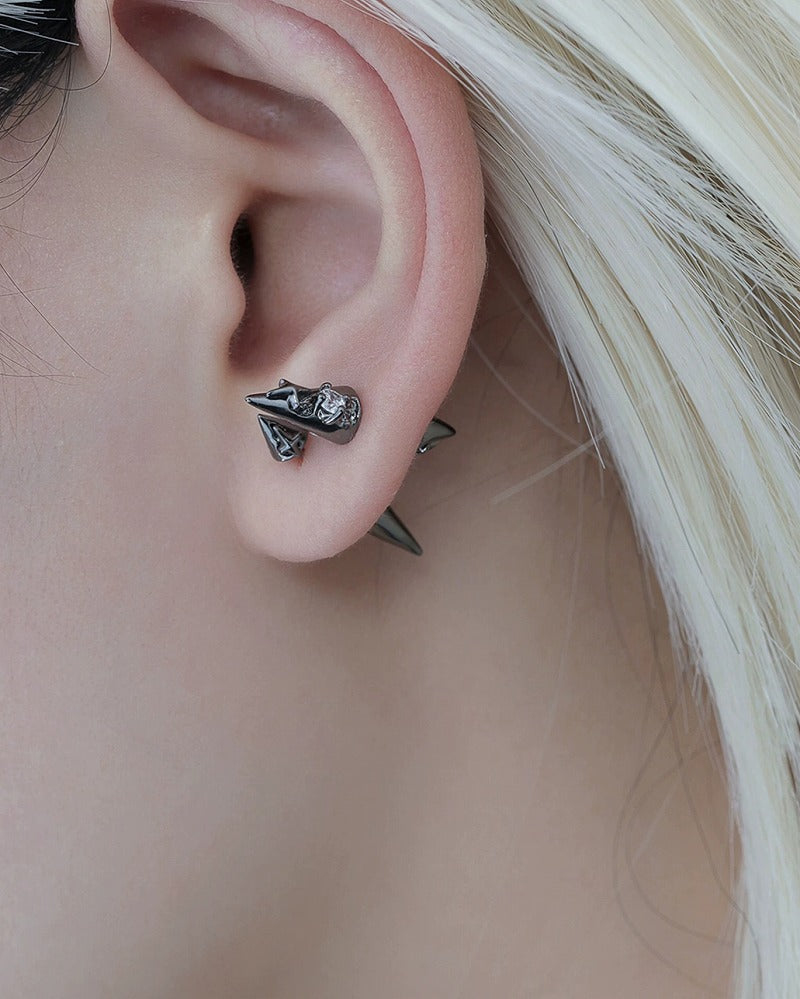 Basic Rivet Star Earrings