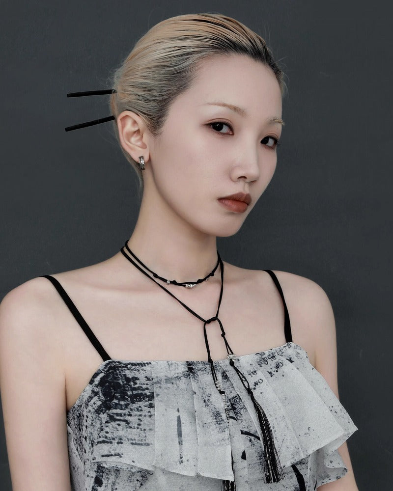 Monologue Earrings 01