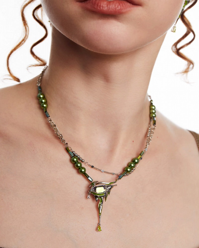Liao Zhai Green Moonlight Necklace 01