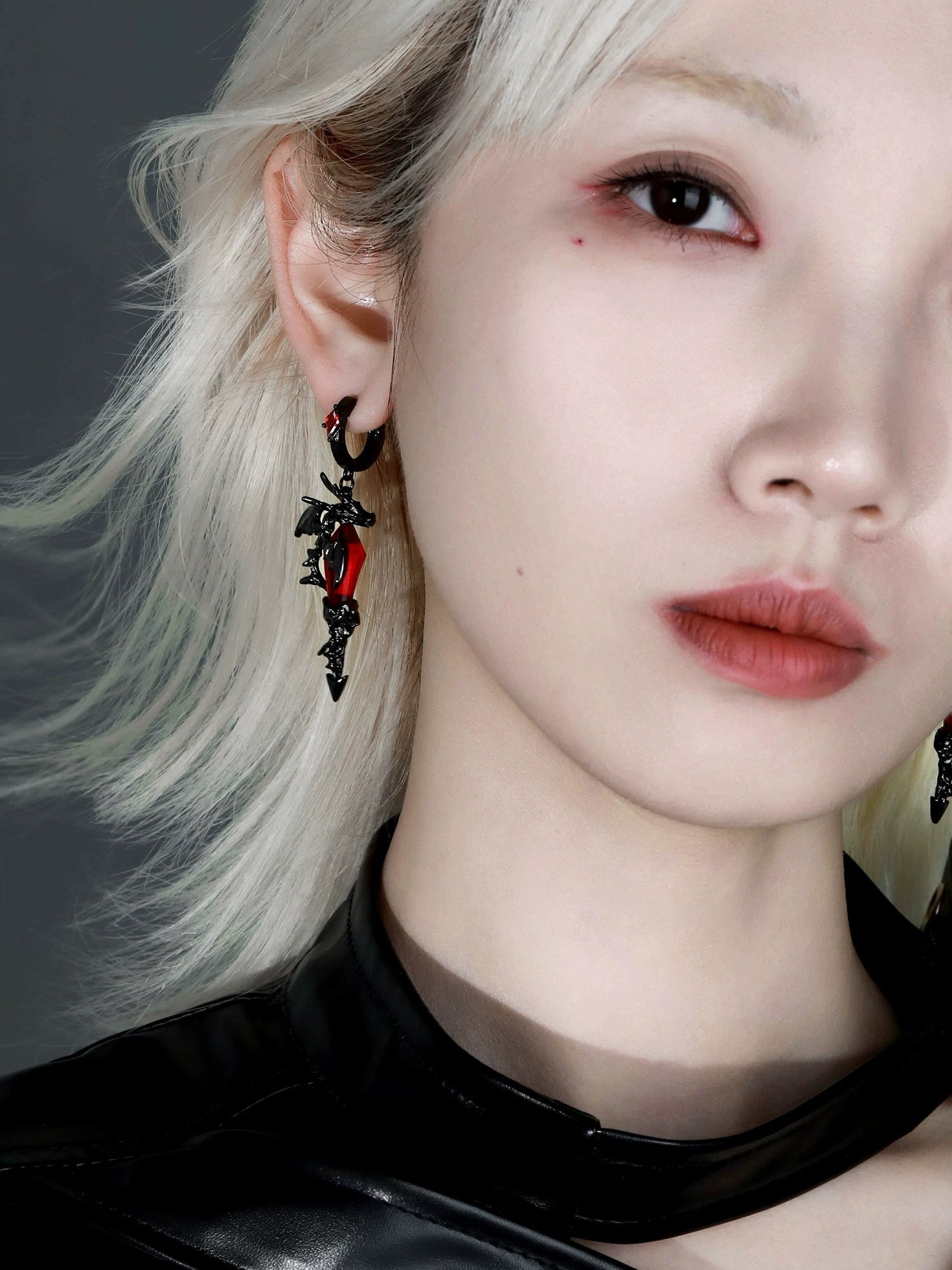 Flame Hell Dragon Earrings02