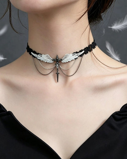 Basic Feather Wing Choker