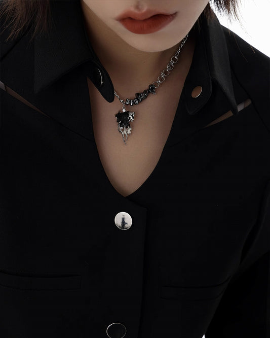 (Ex Display) Ice Hunting Black Reef Necklace01