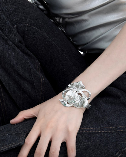 (Ex Display) Forbidden Rose Indifferent Bracelet