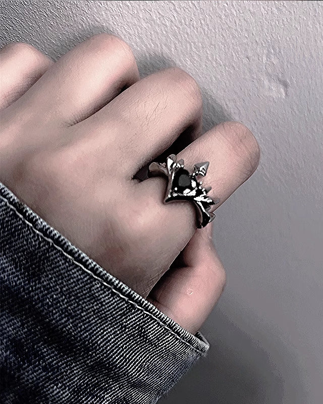 (Ex Display) Seeking Heart Ring